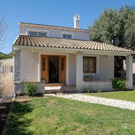 Villa Armonia By Posarellivillas